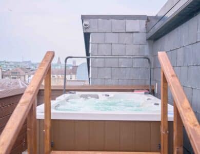 Hot Tub Terrace Suite 5 - WEB